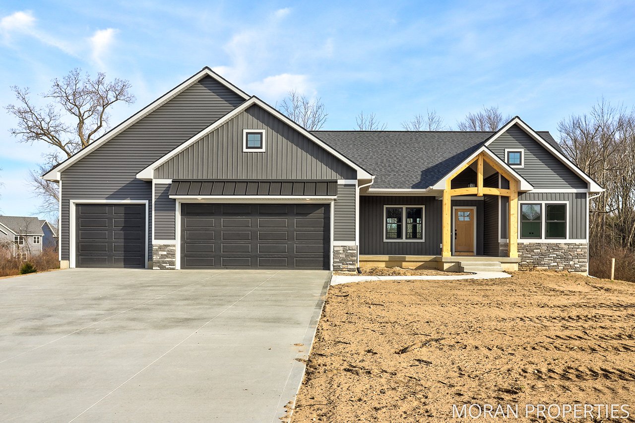 8196-Redfield-Ct,-Hudsonville-2